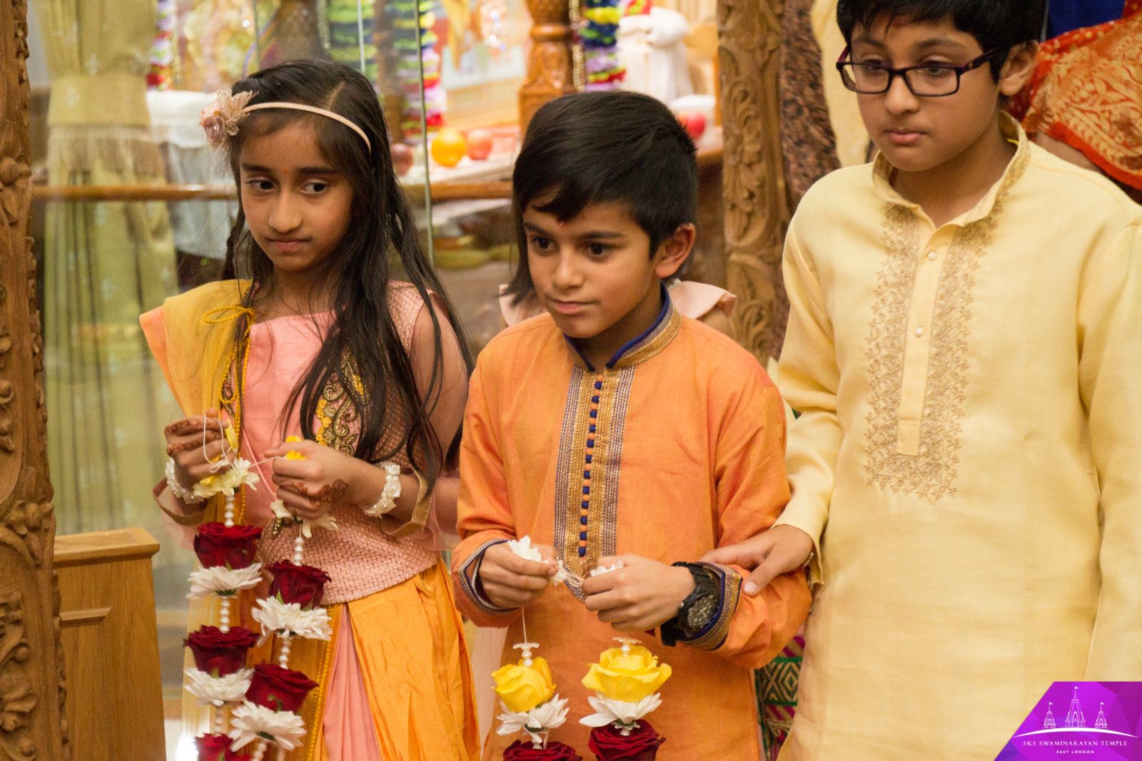 ©1987-2017 SKS Swaminarayan Temple East London